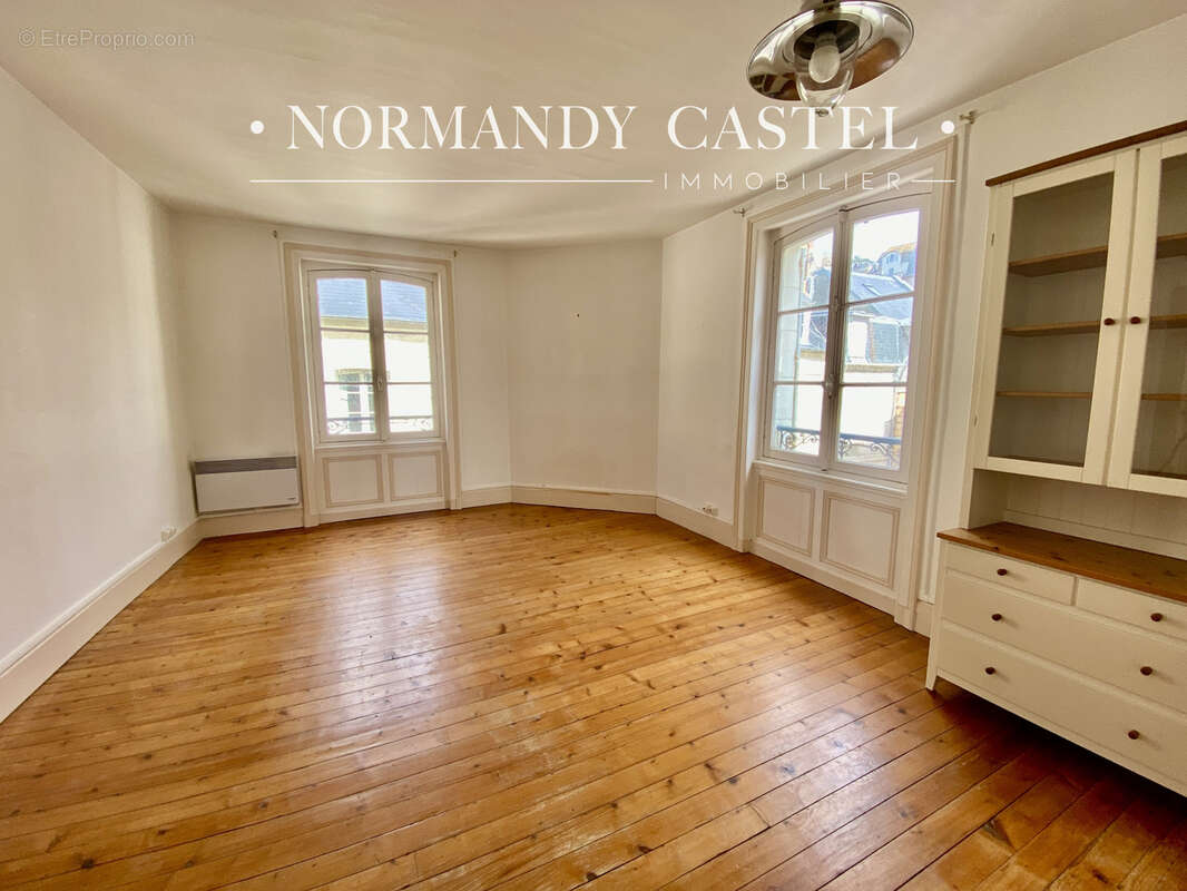 Appartement à TROUVILLE-SUR-MER