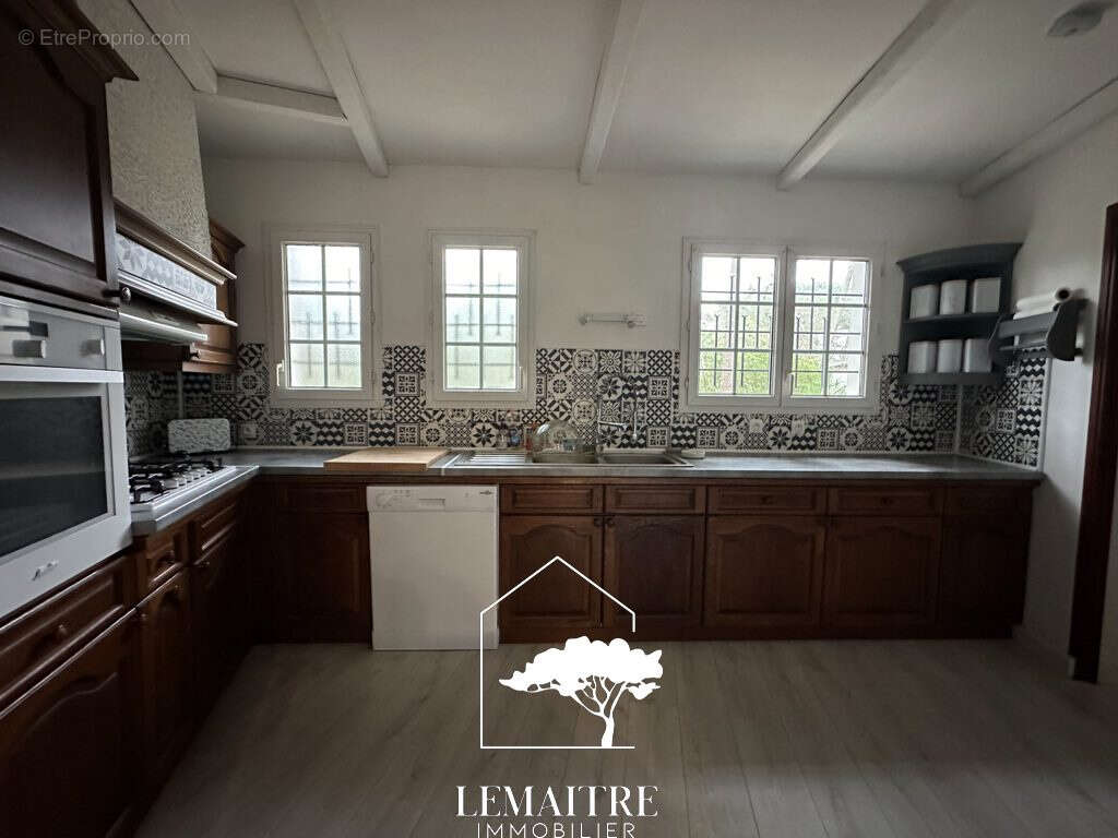 Maison à LES MATHES