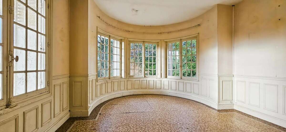 Maison à VAILLY-SUR-AISNE