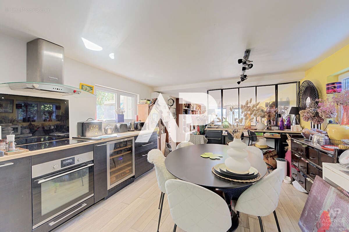 Maison à RUEIL-MALMAISON