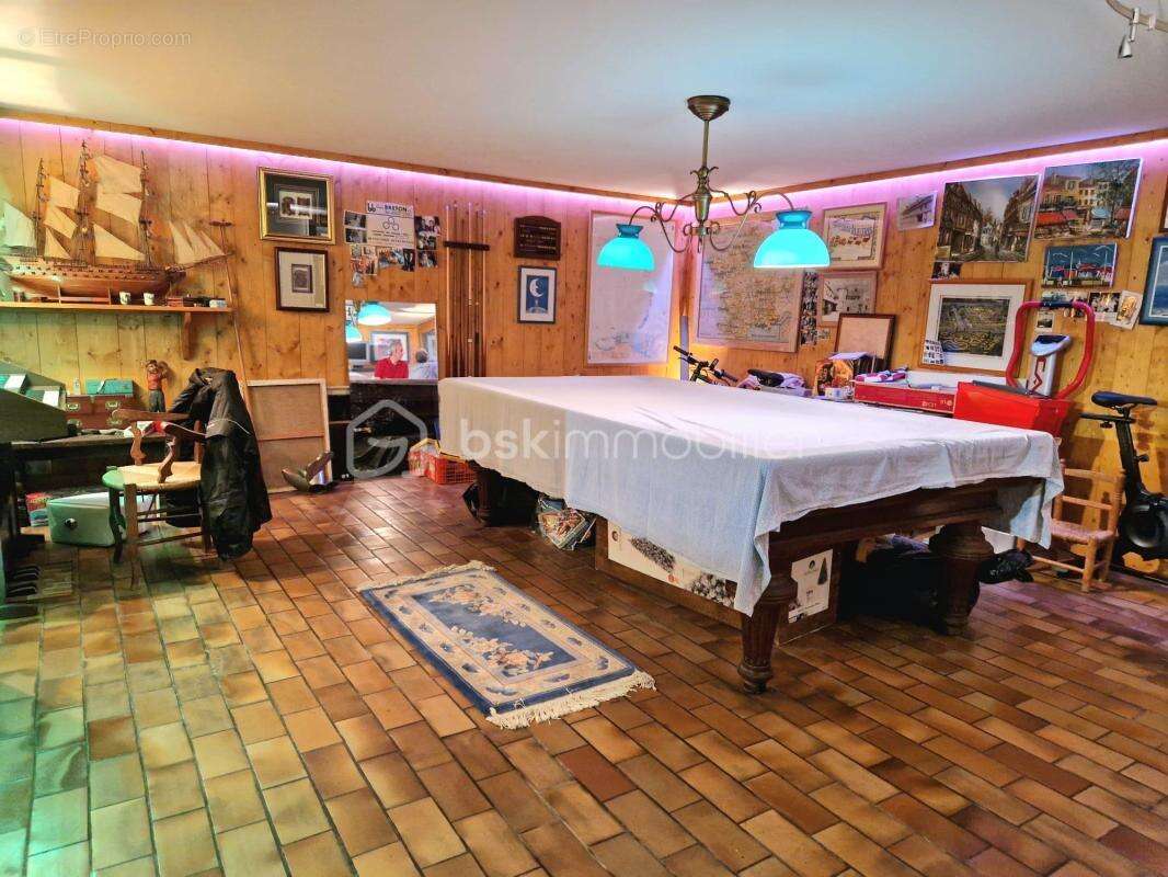 Maison à HOUDAN
