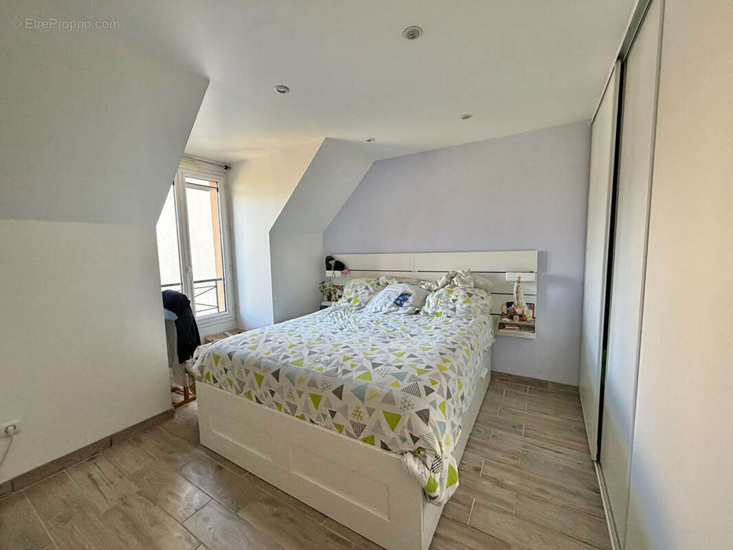 Maison à CONFLANS-SAINTE-HONORINE