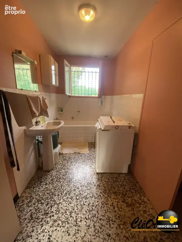 Maison 5 pièces 106 m² à vendre à Romenay (71470) - photo 6