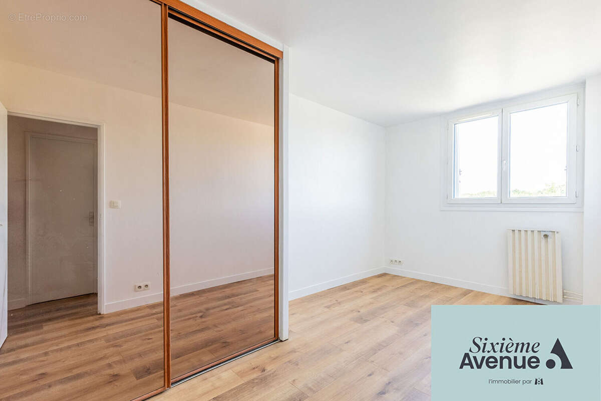 Appartement à CHILLY-MAZARIN