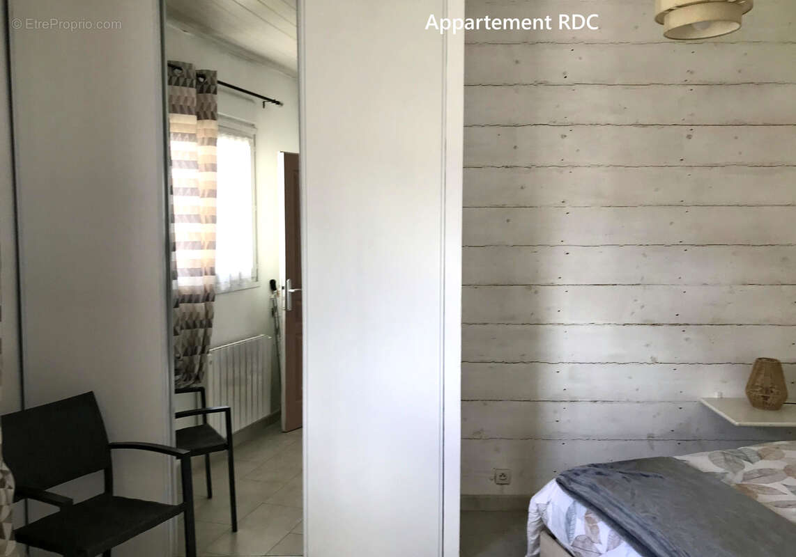 Appartement à LAMALOU-LES-BAINS