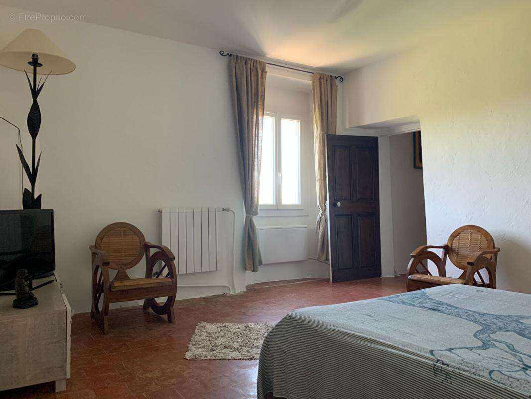 Maison à DRAGUIGNAN