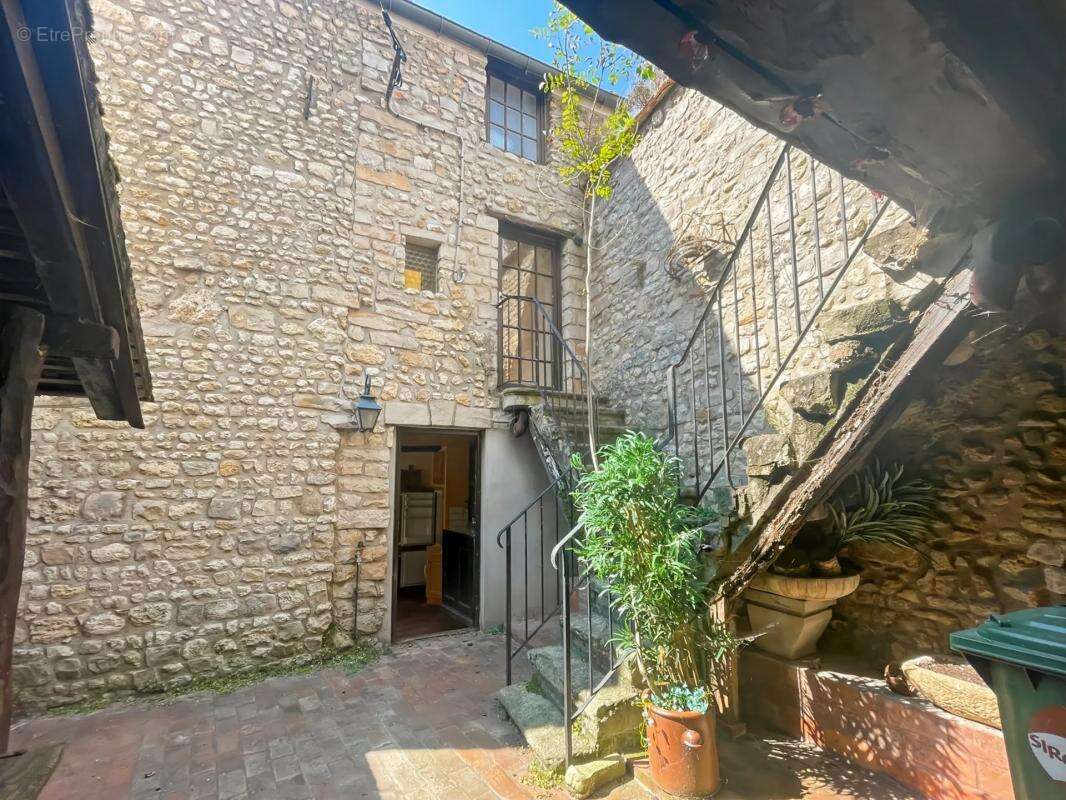 Maison à LA FERTE-ALAIS