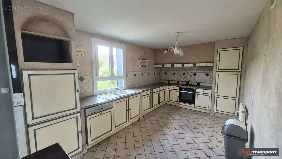Maison 105 m² à Abbeville  - photo 3