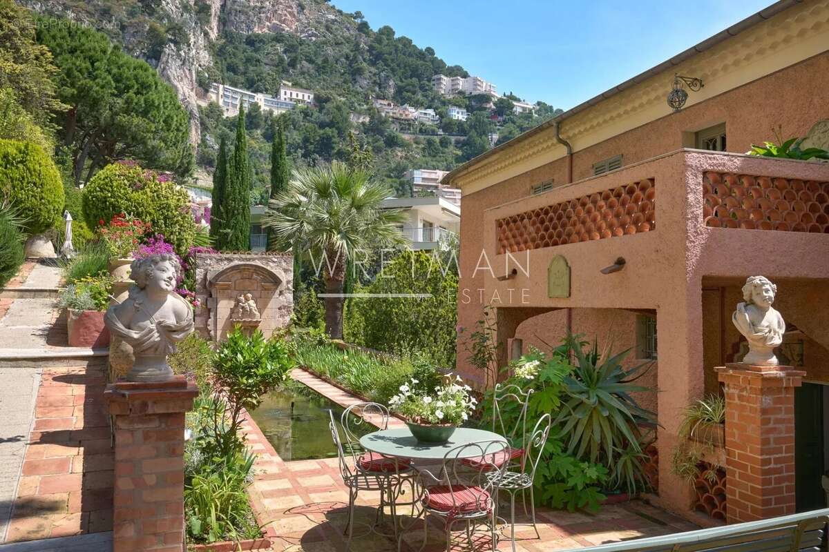 Appartement à VILLEFRANCHE-SUR-MER