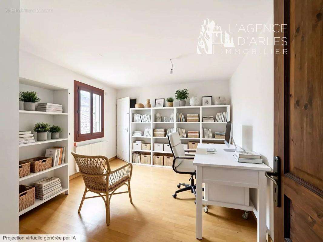 Arles - À quelques pas des Arènes d'Arles, au calme, maison de ville avec garage et terrasse - photo 10
