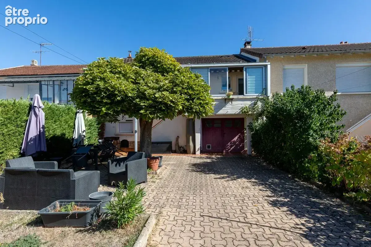 Secteur recherché du Grand Four - Maison avec jardin et grand garage - photo 12