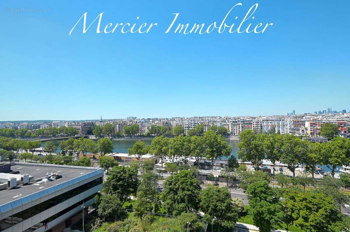 Appartement à PARIS-15E