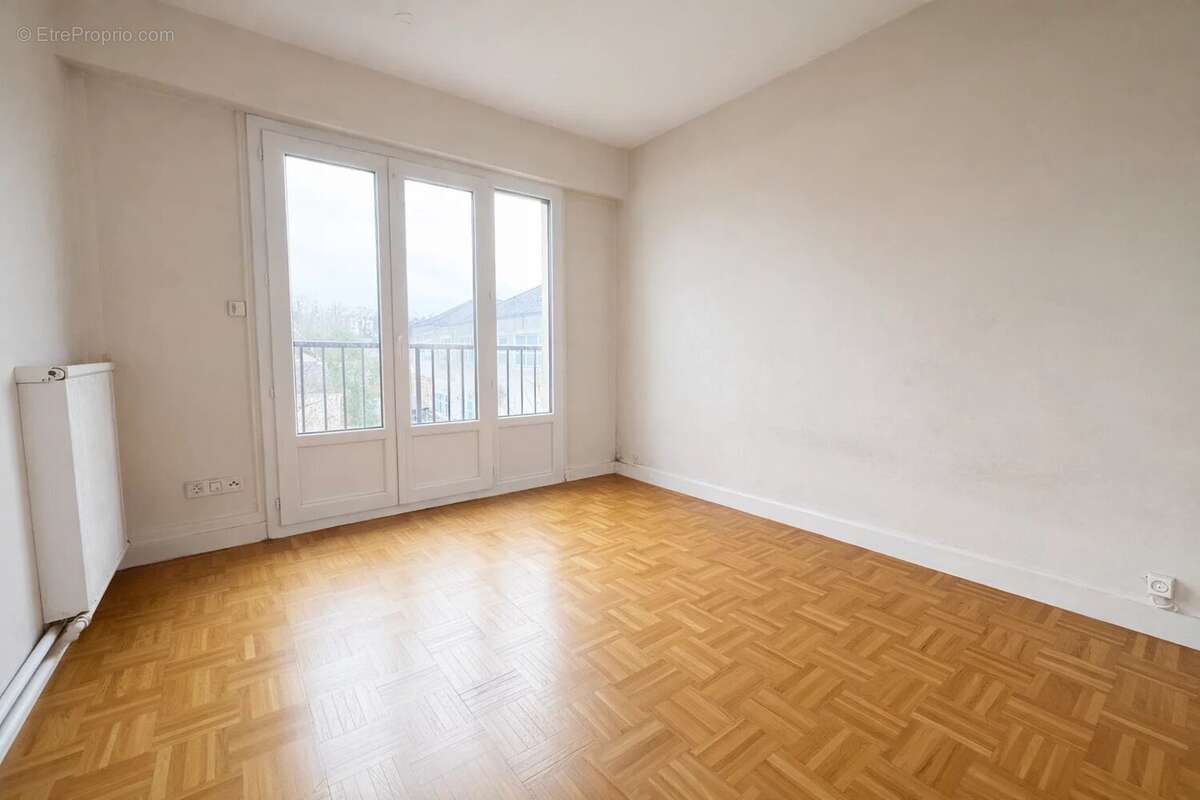 Appartement à BRY-SUR-MARNE