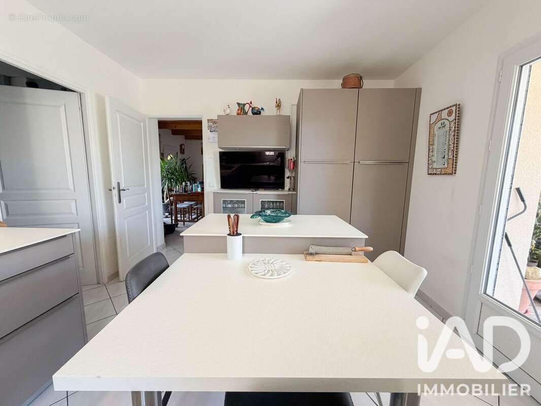 Maison 162 m² à Saint-Ouen-D'aunis  - photo 6
