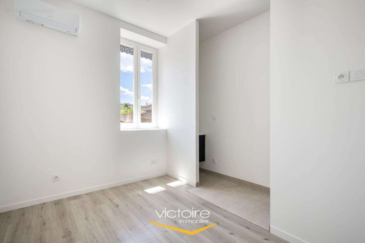LYON 3 / COEUR MONTCHAT - Appartement T4 - Réhabilitation complète en 2026 - photo 13