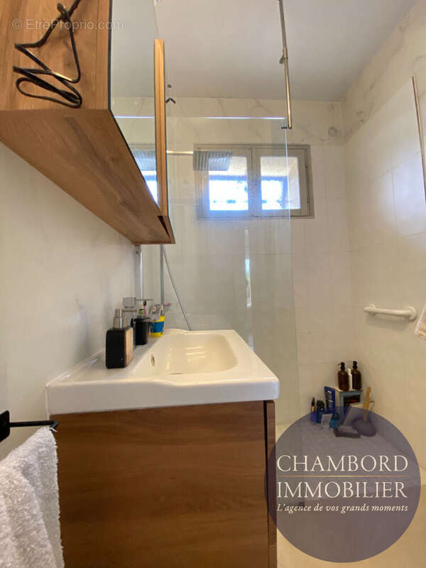 Maison à VILLEBAROU