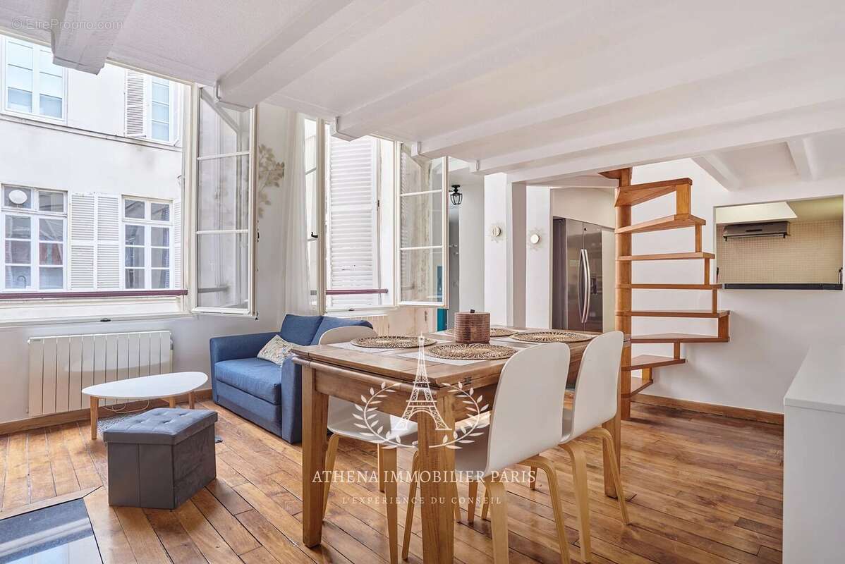 Appartement à PARIS-4E
