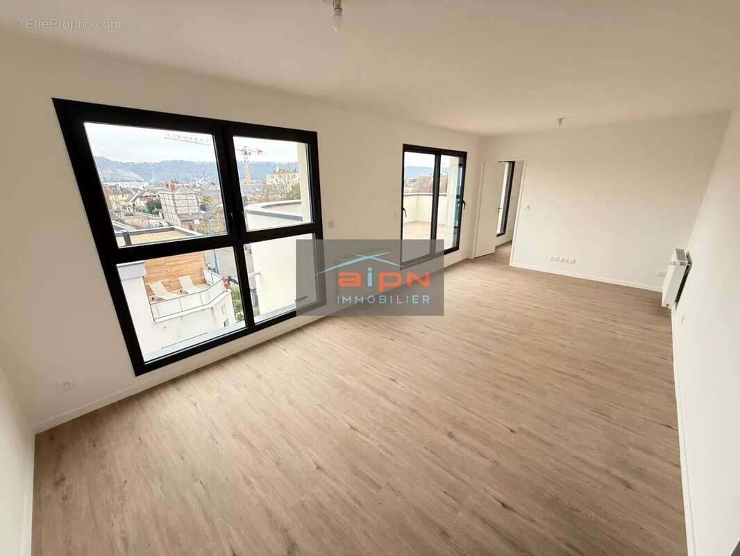 Appartement à SOTTEVILLE-LES-ROUEN