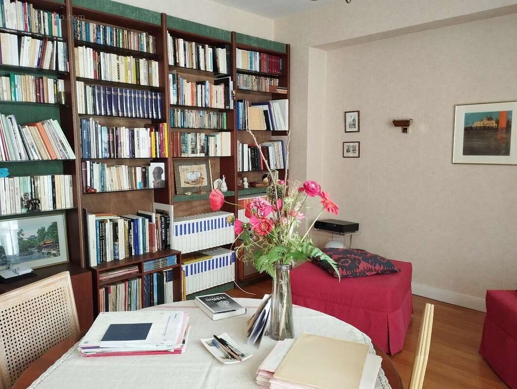 Appartement  type 3 hyper centre - photo 3