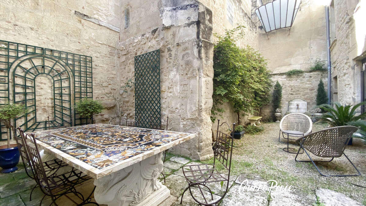 Maison à TARASCON