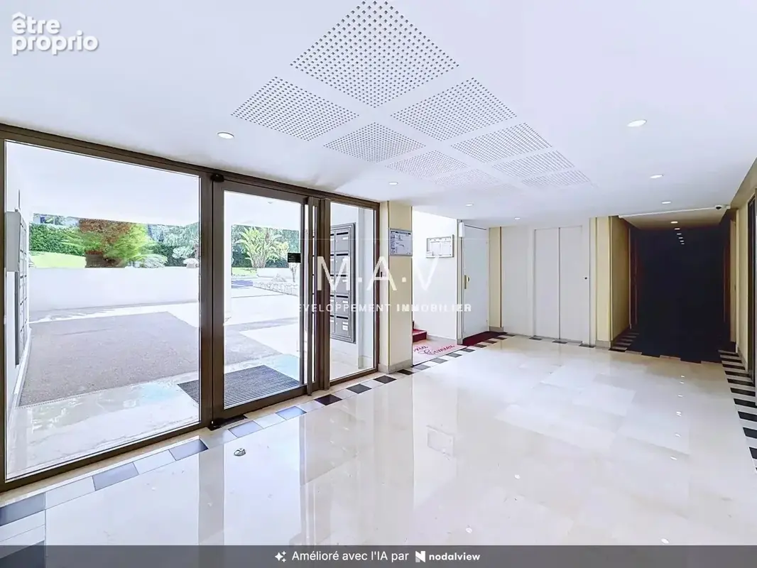 Nice/coeur cimiez studio meublé terrasse 12 m2 au calme parking standing piscine - photo 17