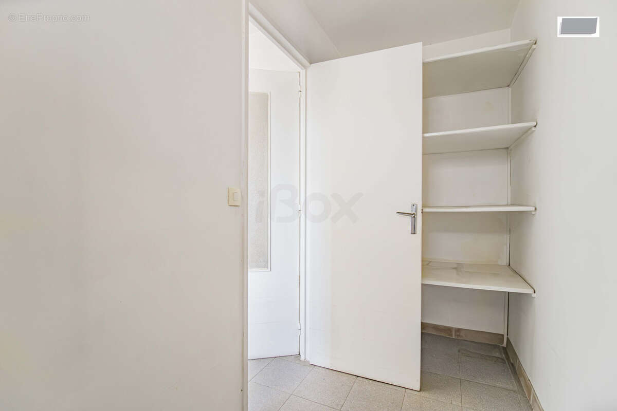 Toulon mourillon - port marchand - appartement 3 pieces - 2 chambres - balcon - photo 11