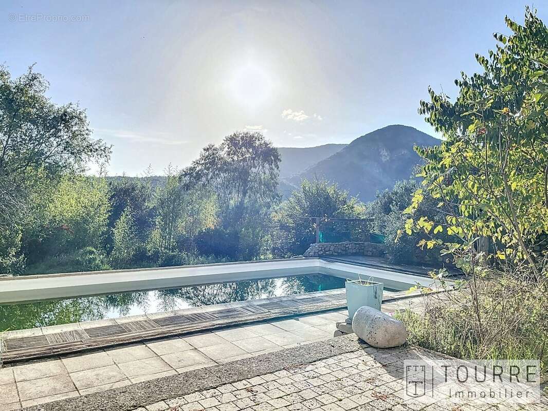 Maison à VALLON-PONT-D'ARC