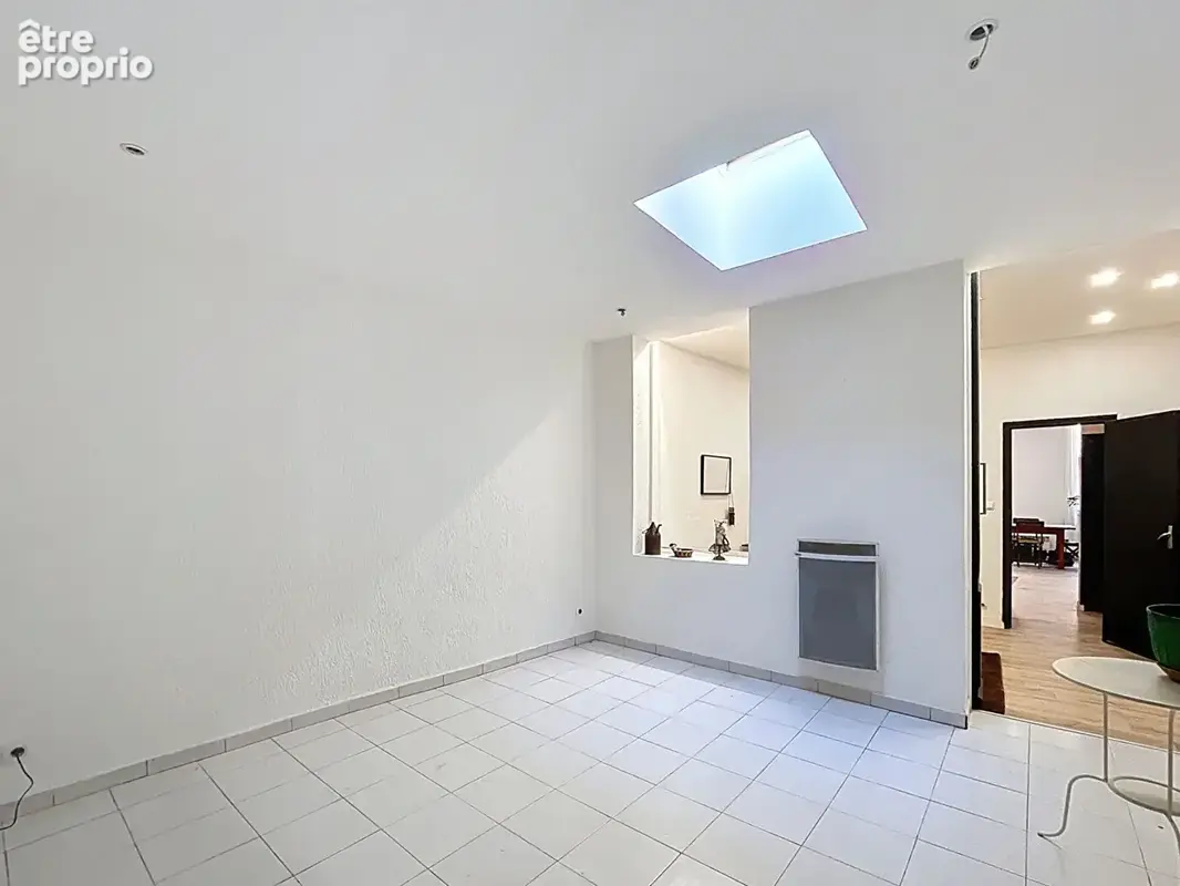 Appartement Marseille 2 pièces 64 m2, proche Préfecture - photo 7