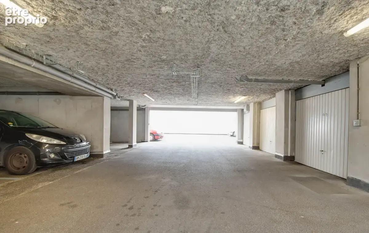 A vendre nantes/canclaux appartement avec ascenseur/parking securise - photo 6