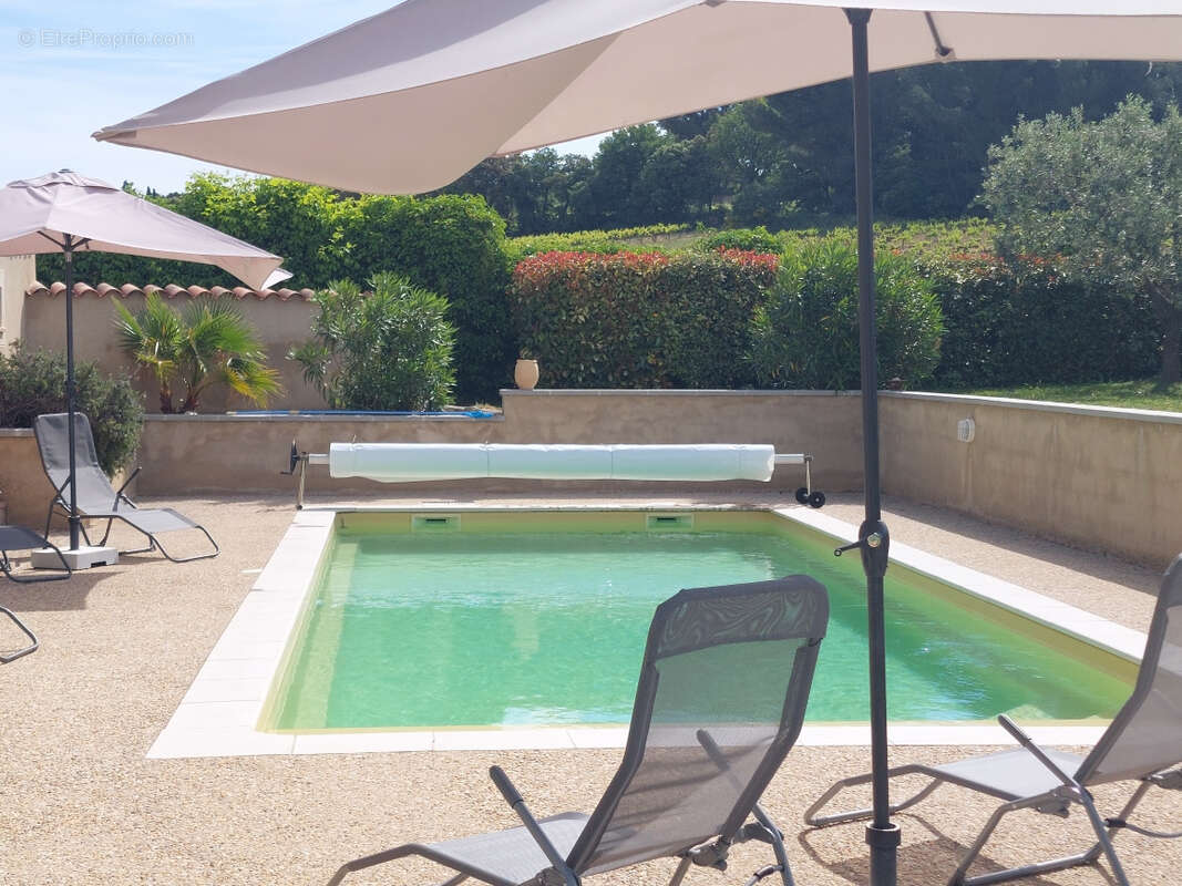 Exclusivite / rasteau, ancienne ferme restauree avec piscine, terrain 1210m2, vue degagee. - photo 8