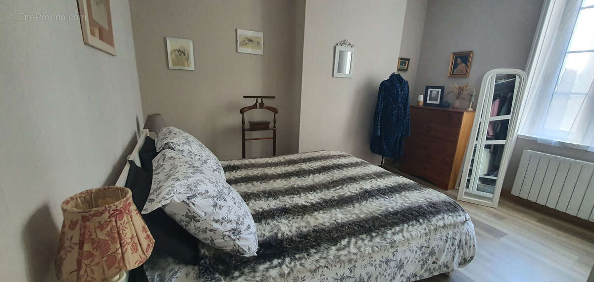 Appartement 70m² à rochefort - photo 3