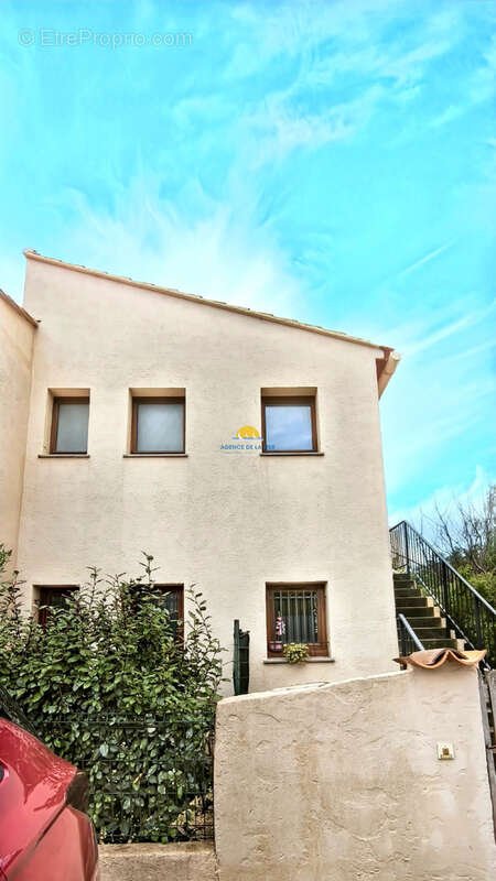 Appartement à FREJUS