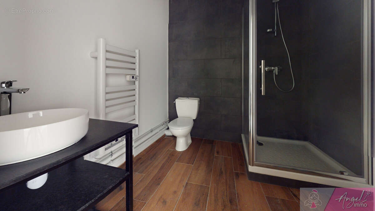 Appartement à BYANS-SUR-DOUBS
