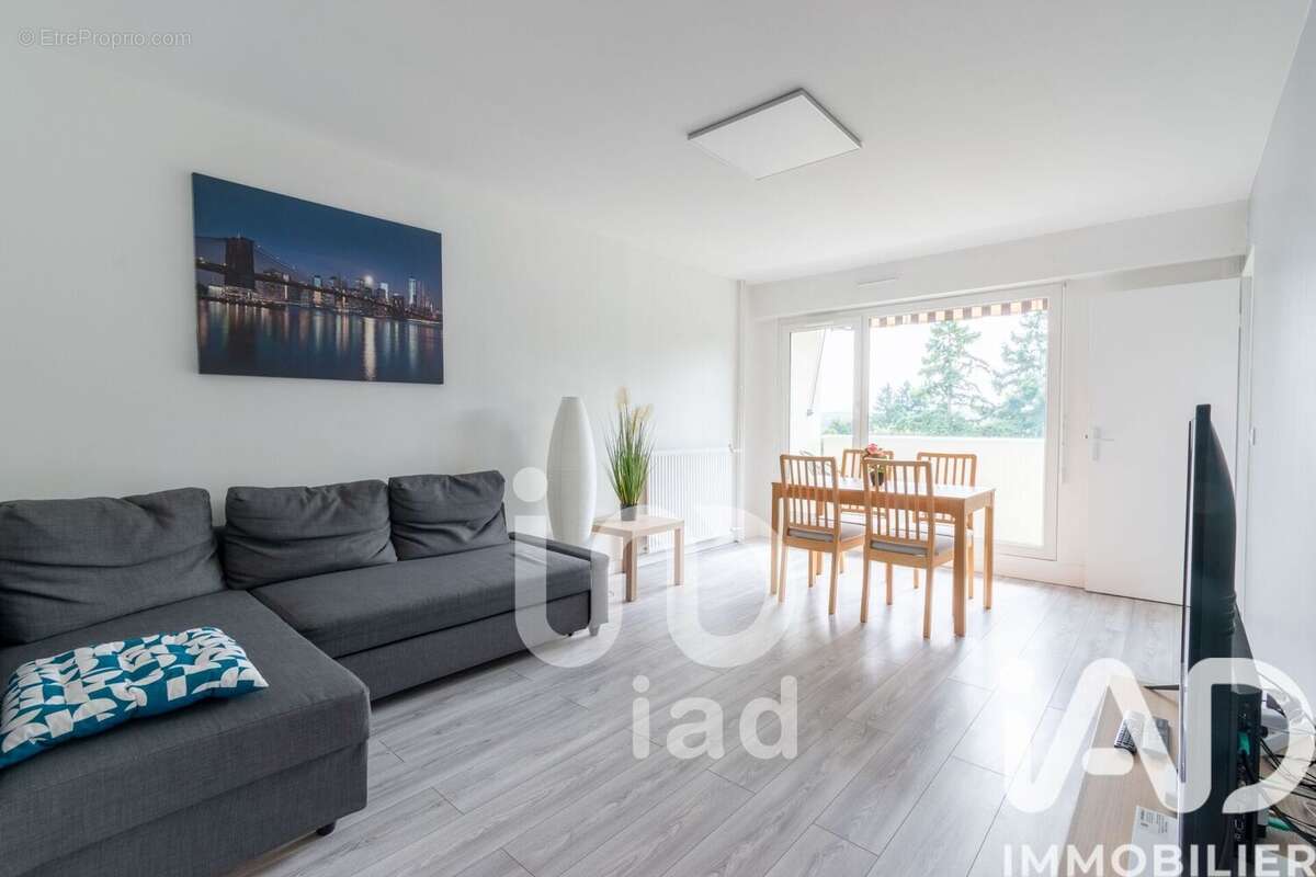 Photo 2 - Appartement à CERGY