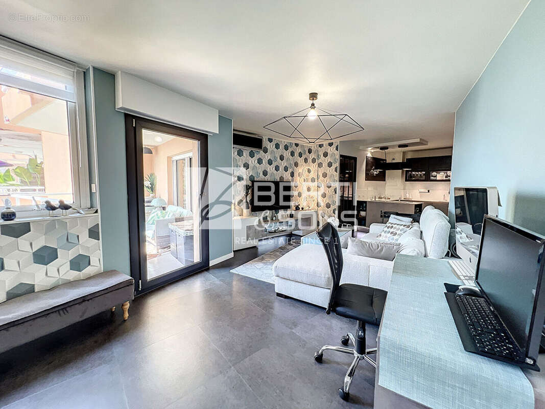 Appartement à SAINT-RAPHAEL