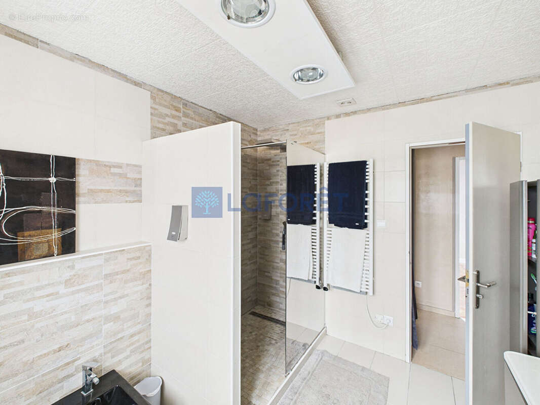 Maison à CUTTOLI-CORTICCHIATO