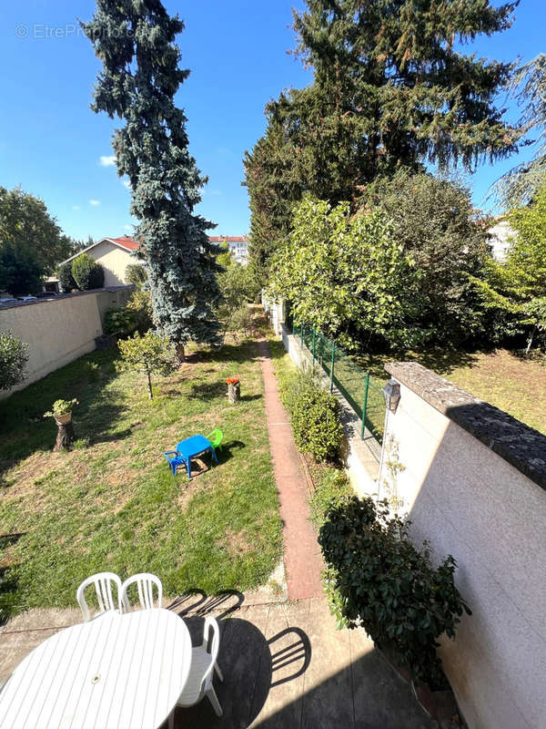 Maison à CHAMPAGNE-AU-MONT-D&#039;OR