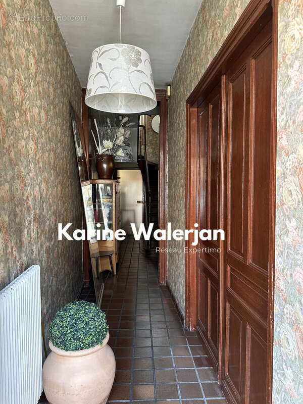 Maison à COURRIERES