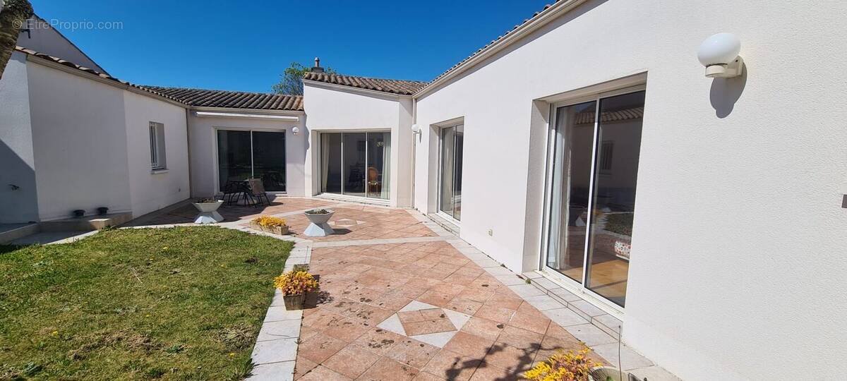 Maison à LA ROCHELLE