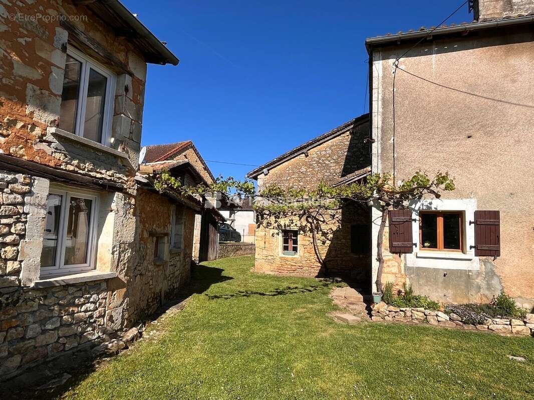 Maison 110 m² à La Bachellerie  - photo 6