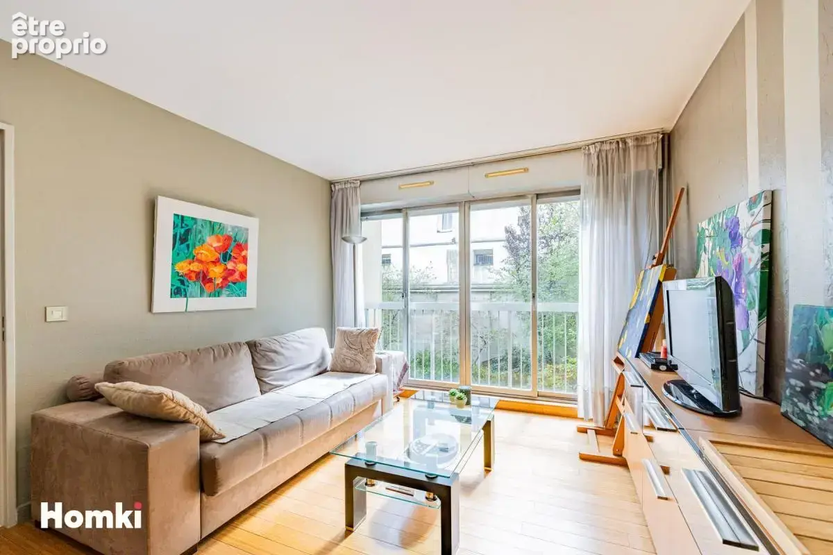 Appartement à PARIS-11E