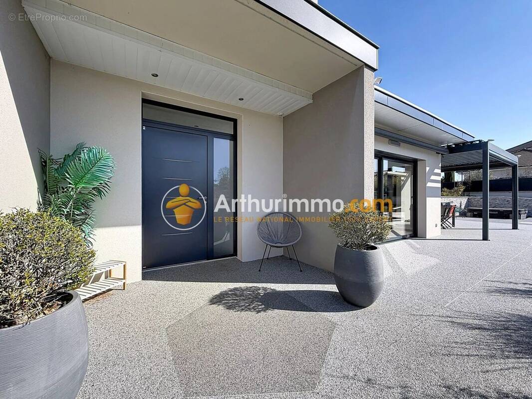 Vente Maison Bourgoin-jallieu(38300) 549 000ï¿œ - photo 1