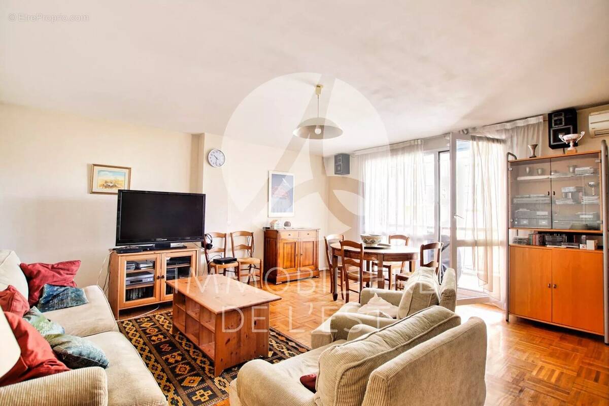 Appartement à LYON-8E