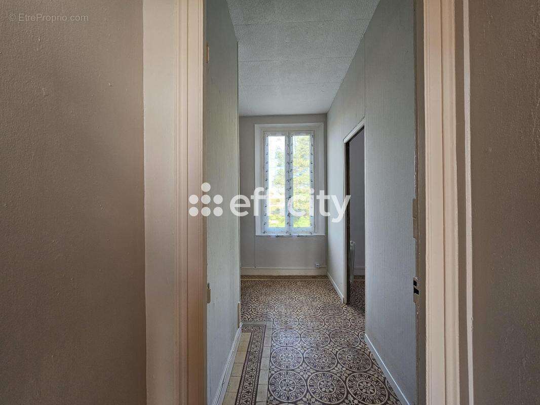 Maison 145 m² à Auneuil  - photo 11