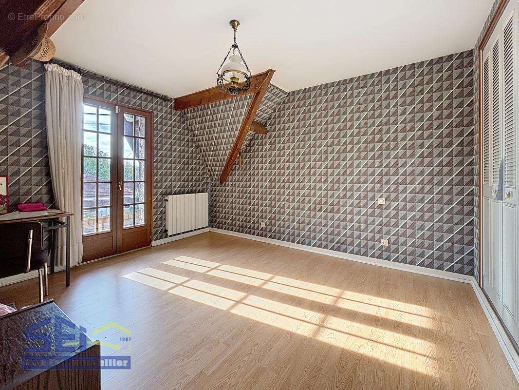 Maison à VILLIERS-SUR-MARNE