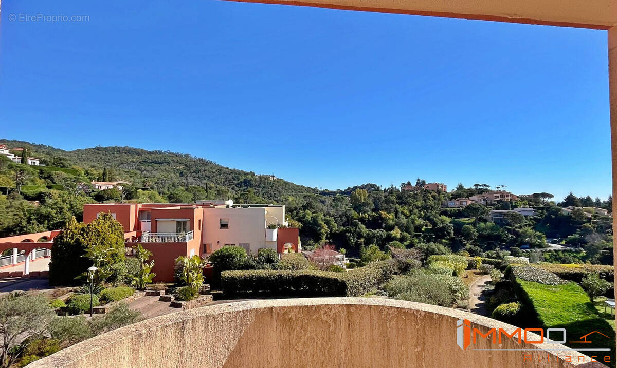 Appartement à MANDELIEU-LA-NAPOULE