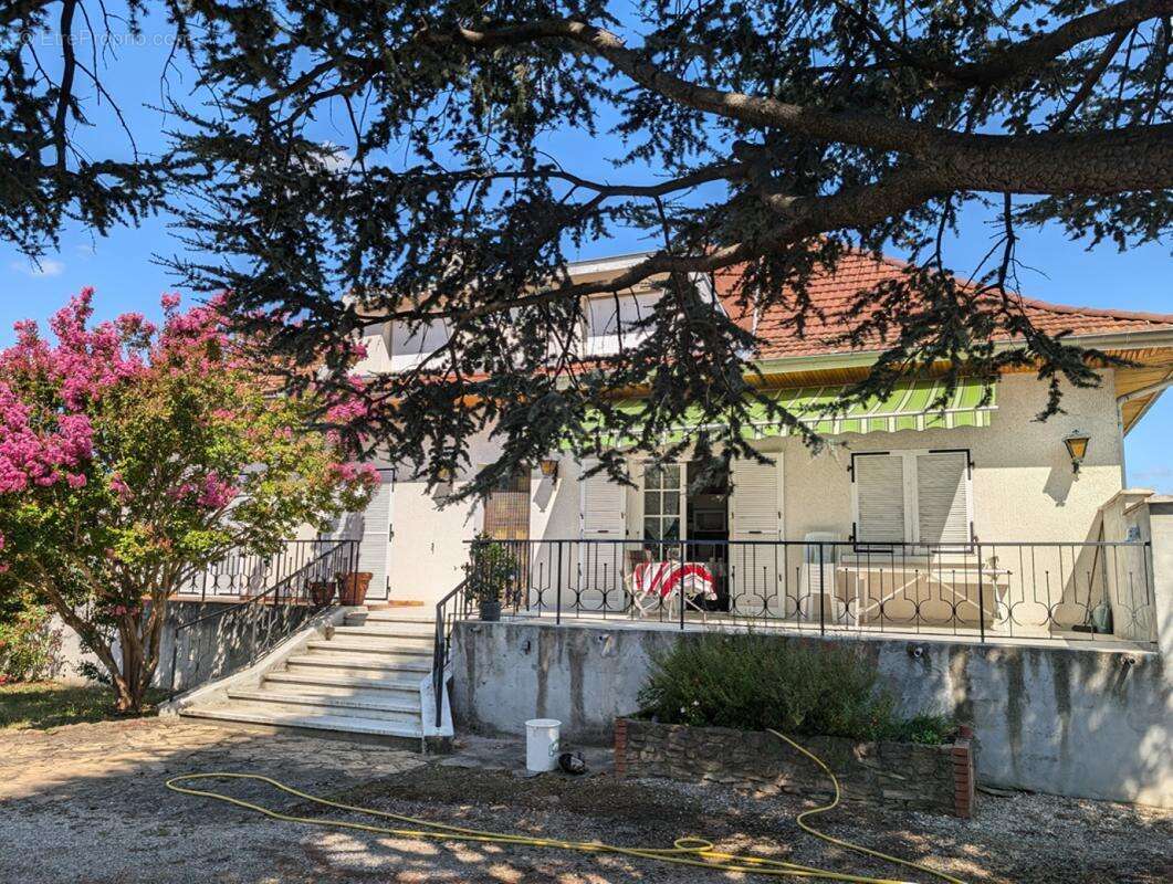 Maison à BEAUREPAIRE