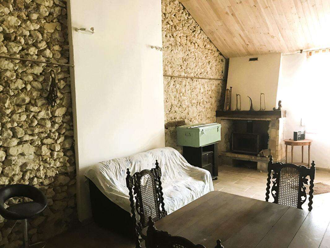 Maison à TOCANE-SAINT-APRE