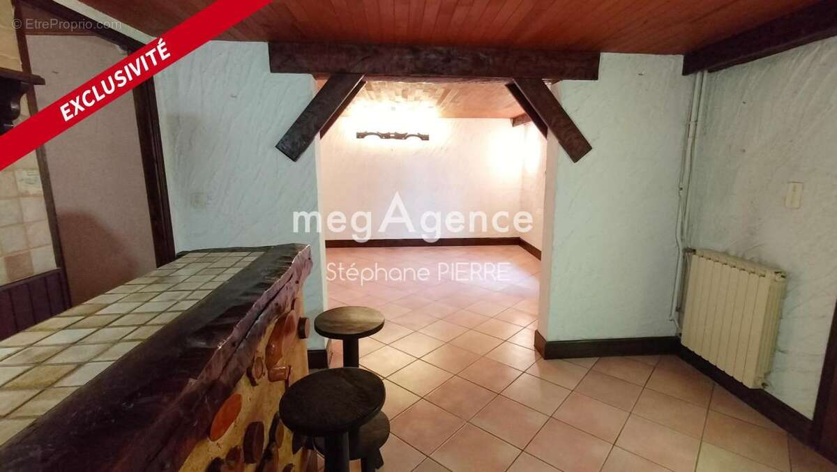 Maison à PREMILHAT