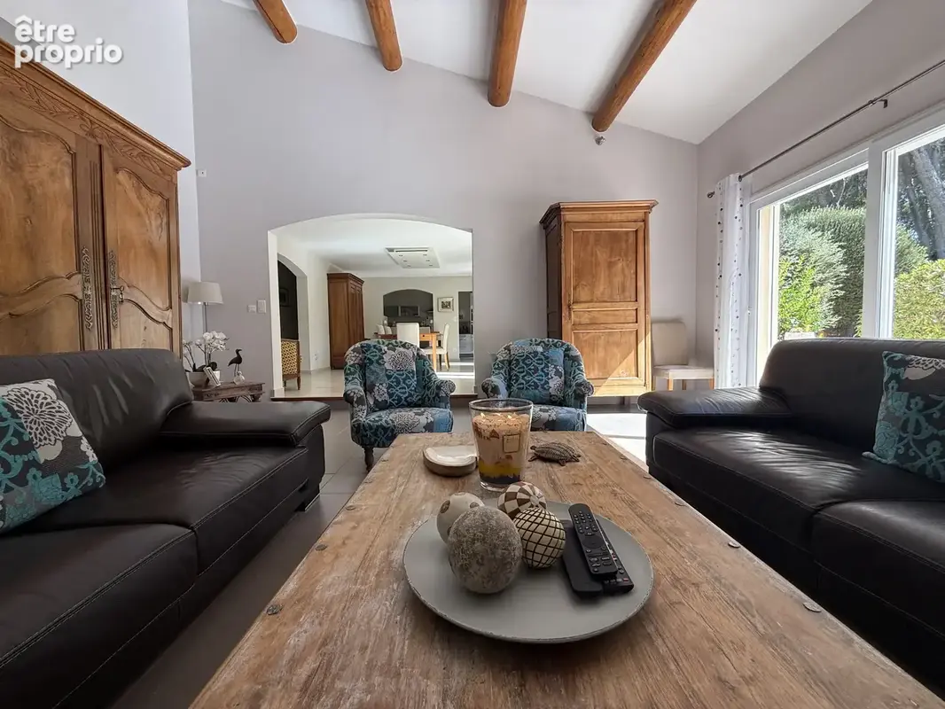 MAZAN   Villa d'exception de 240 m2, piscine chauffée, parc arboré de 2 500 m2 sans vis-à-vis - photo 15